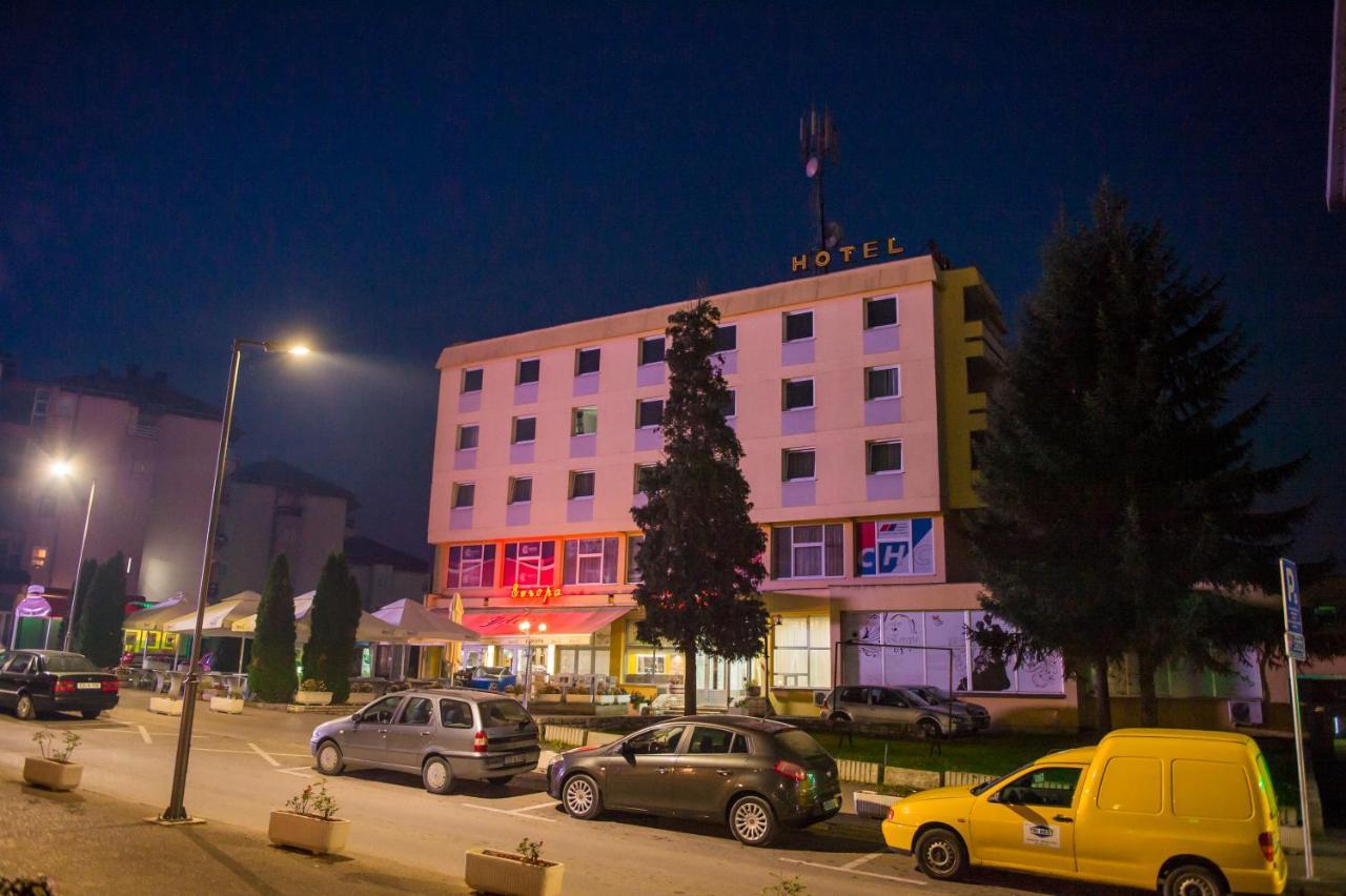 Prenociste "Nacional" Hotel Prnjavor Exterior foto